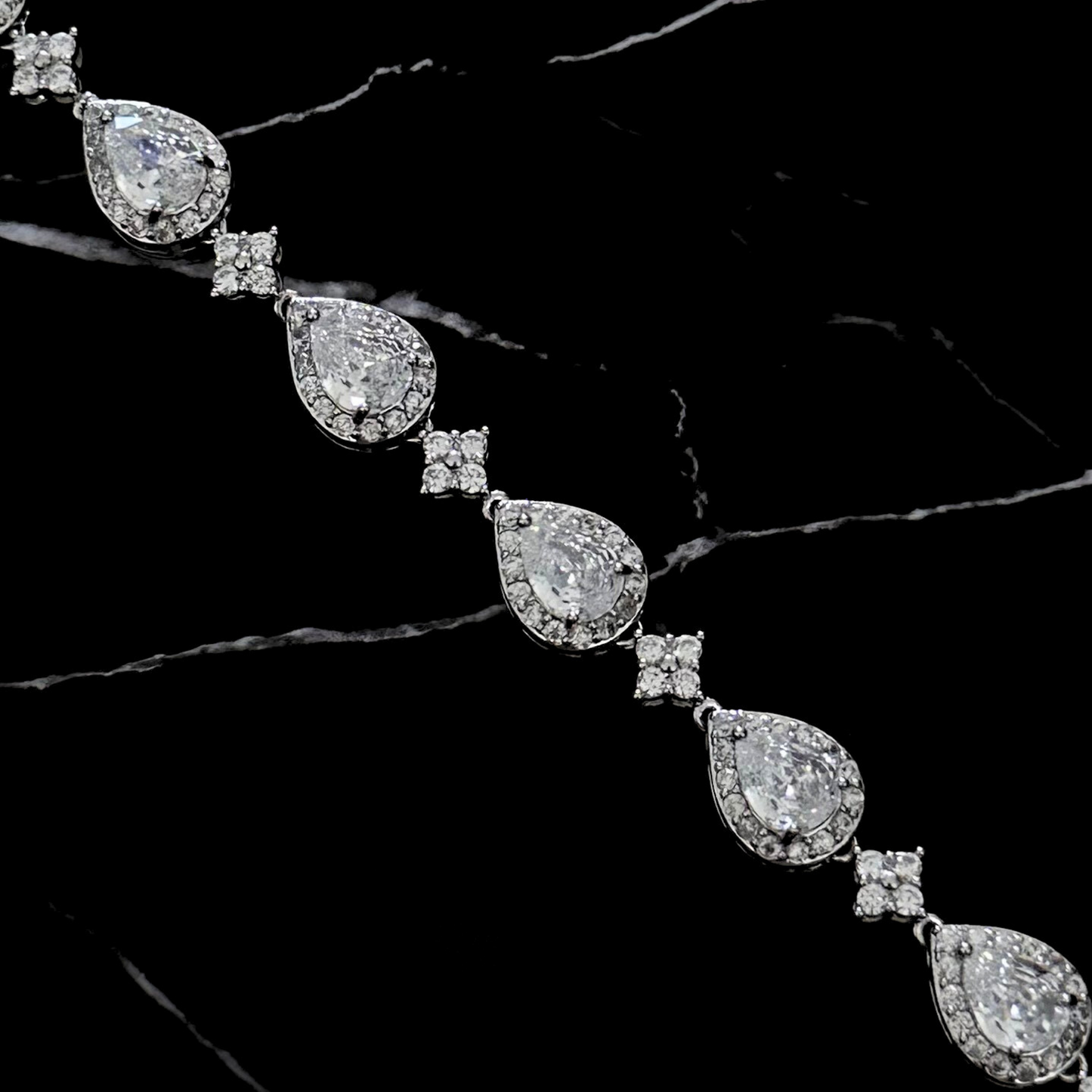 PLNDSKI Crystal Tears - Silver