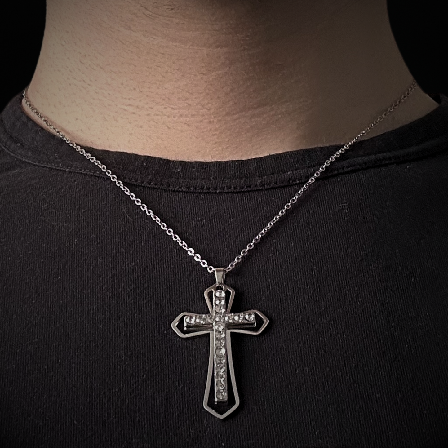 PLNDSKI Cross Gem Necklace - Silver